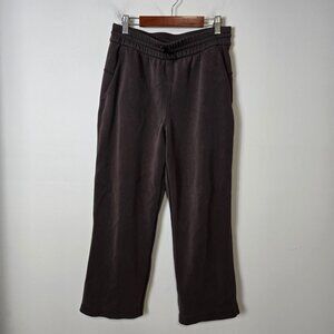 Lululemon Women's Size 6 Softstreme High-Rise Straight Leg Crop Expresso Pants